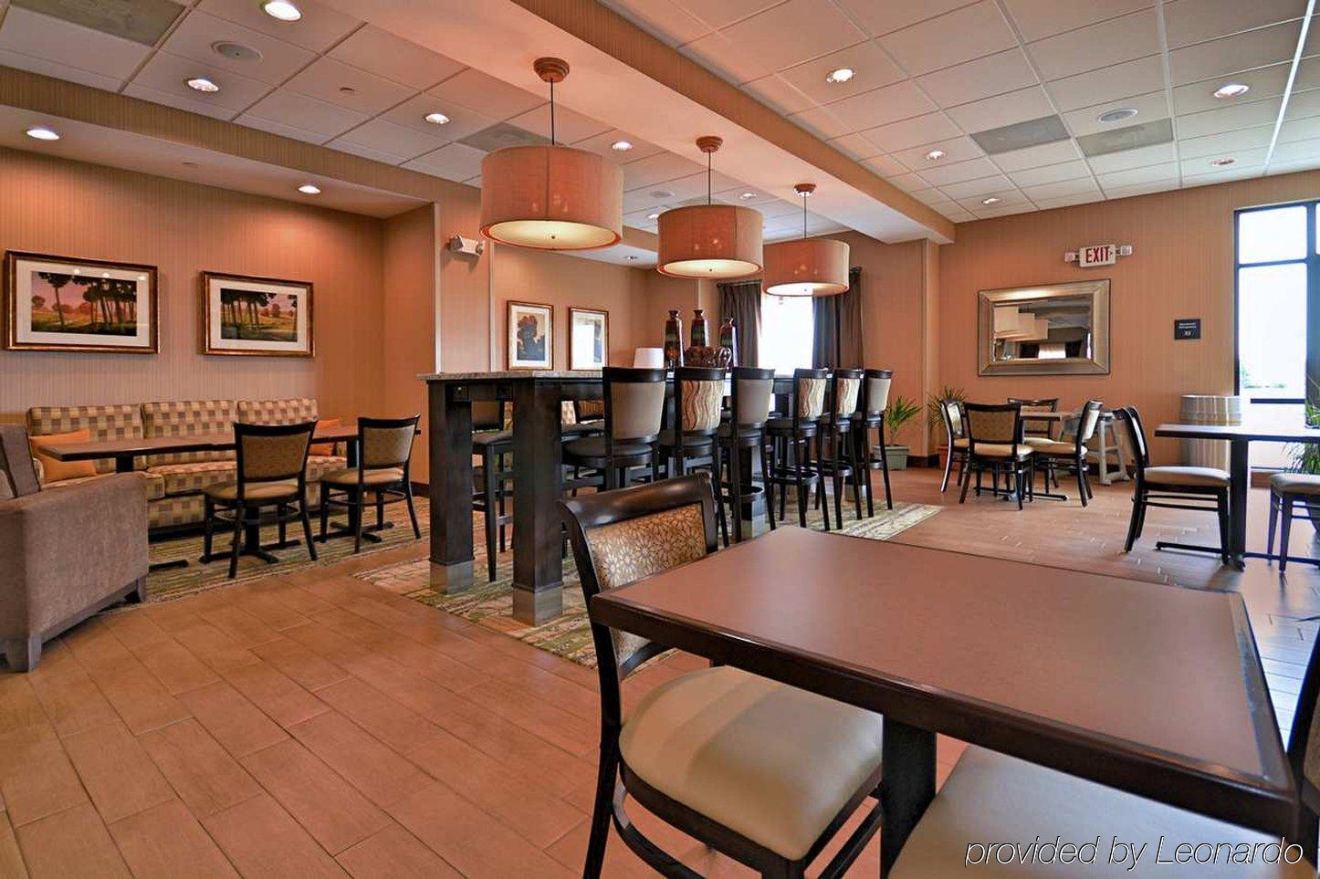 Hampton Inn Спирфиш Экстерьер фото